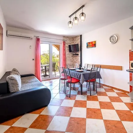 In With Balcony, Air Conditioning, Wifi 4738-4 Lopar